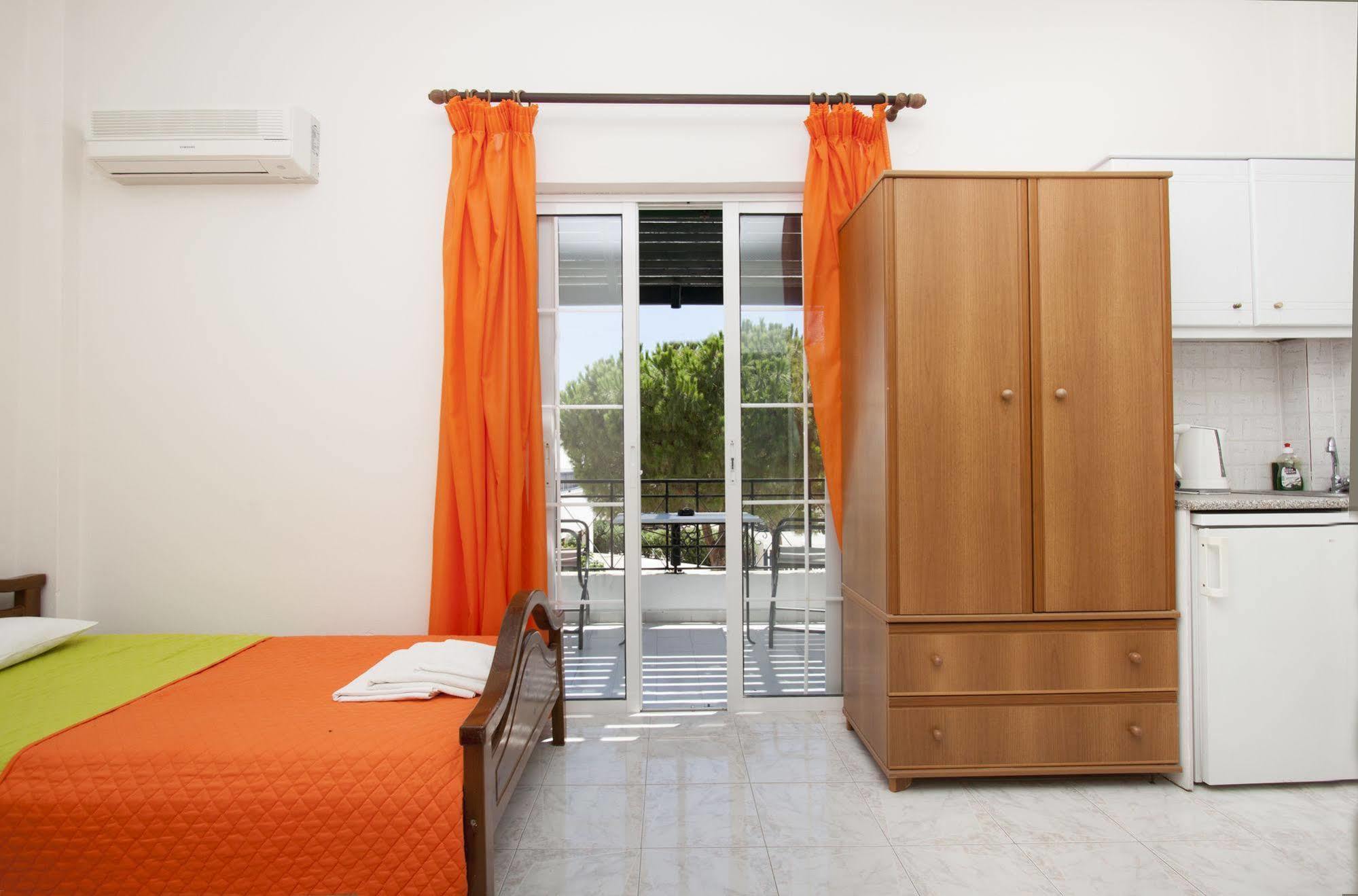 Studio Paul'S Перисса Экстерьер фото